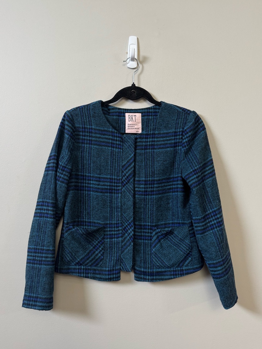 BKT Breakout women outerwear blue plaid print button snap front blazer jacket